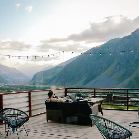 Alpenhaus Kazbegi Hotel & Restaurant ภายนอก รูปภาพ